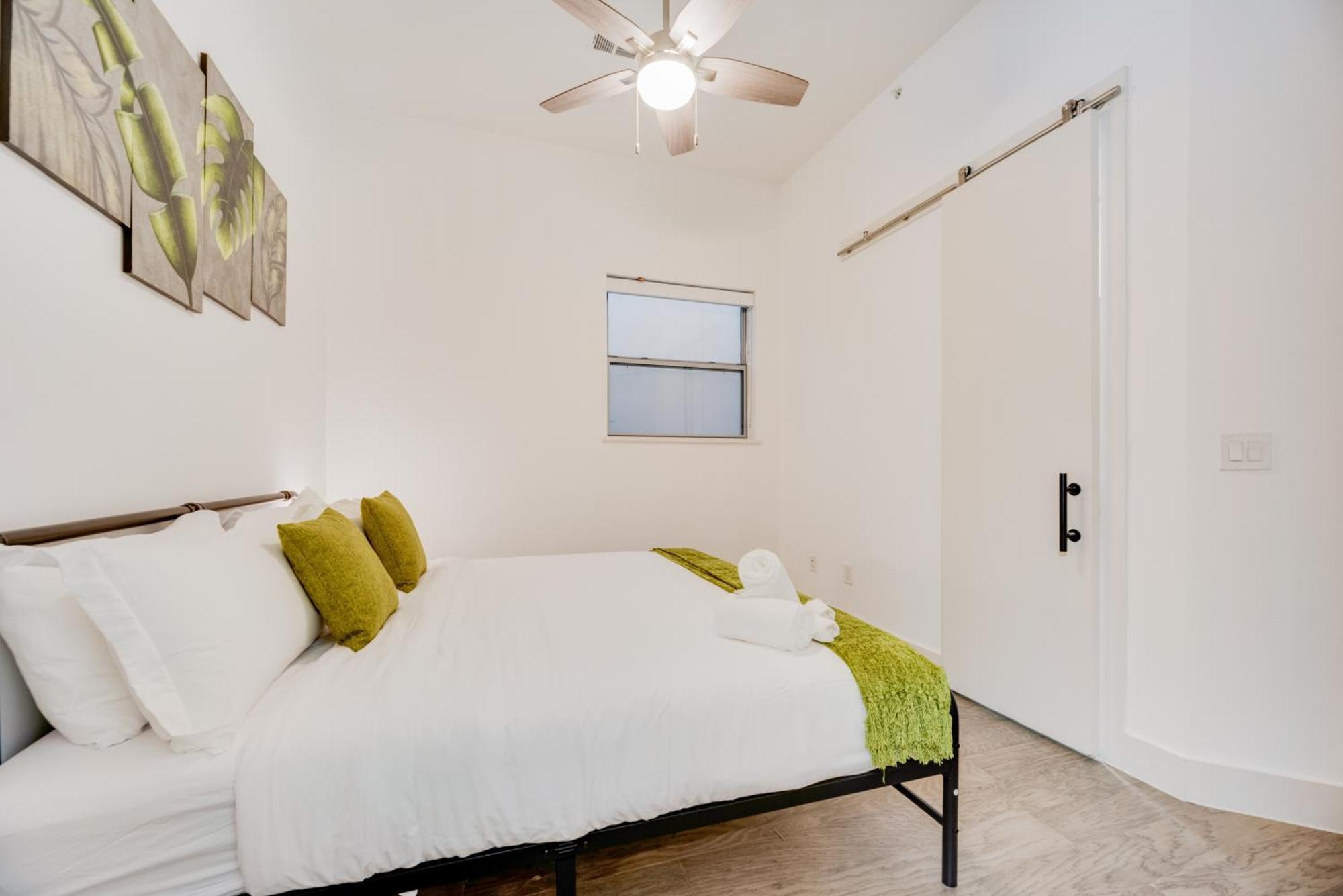 Snappy Loft Style 2Br I Gym I Parking I Workspace Dallas Eksteriør bilde